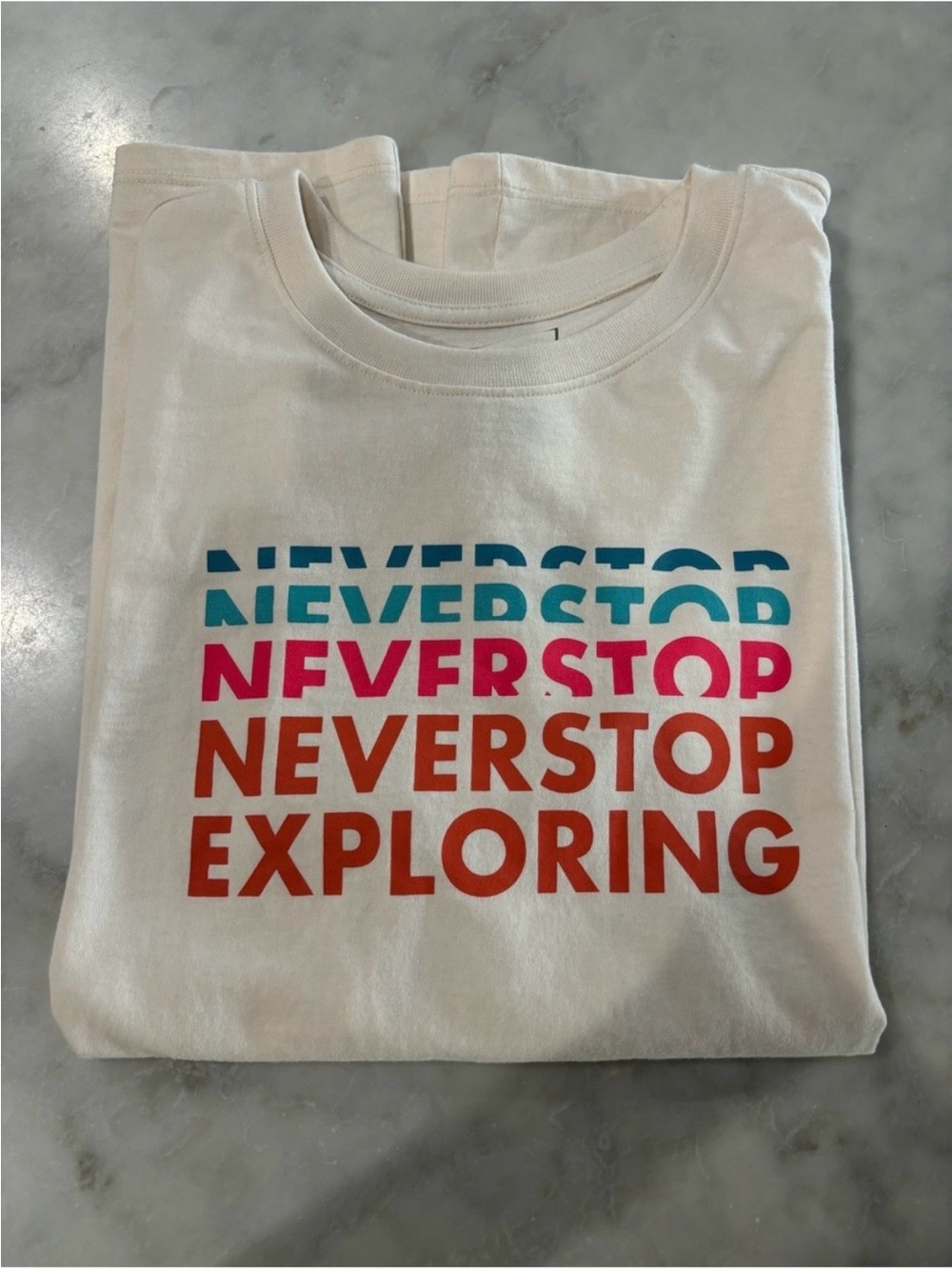 💚 $5 Deals- The North Face White 'Never Stop Exploring' Graphic Tee